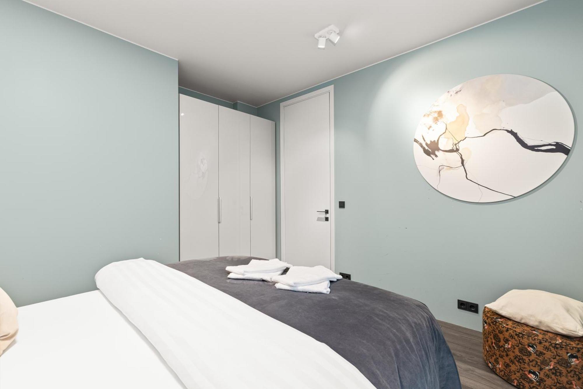 Apartment Vibrant Hafnatorg I Spacious With Expansive Garage