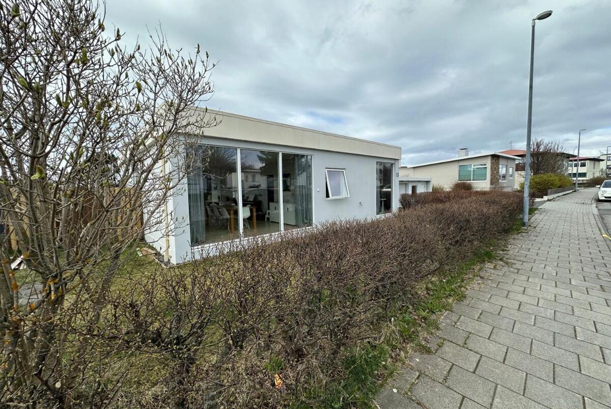 Modern Family Friendly House In Seltjarnarnes - Birta Holiday home Reykjavik