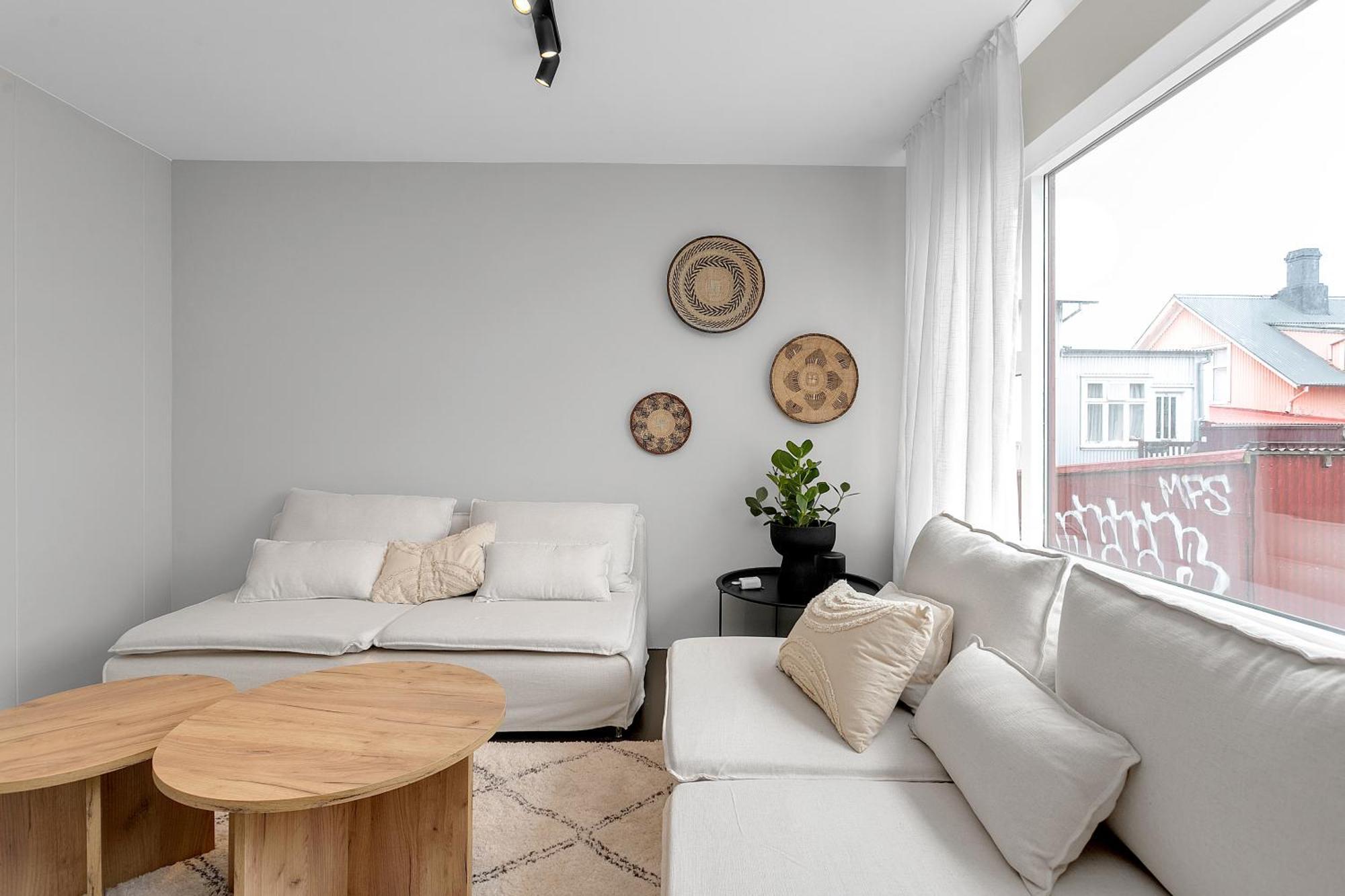 Charming Downtown 3br-best Location With Free Parking Reiquiavique