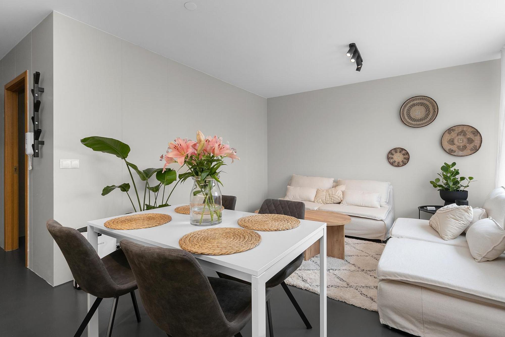 Apartamento Charming Downtown 3br-best Location With Free Parking