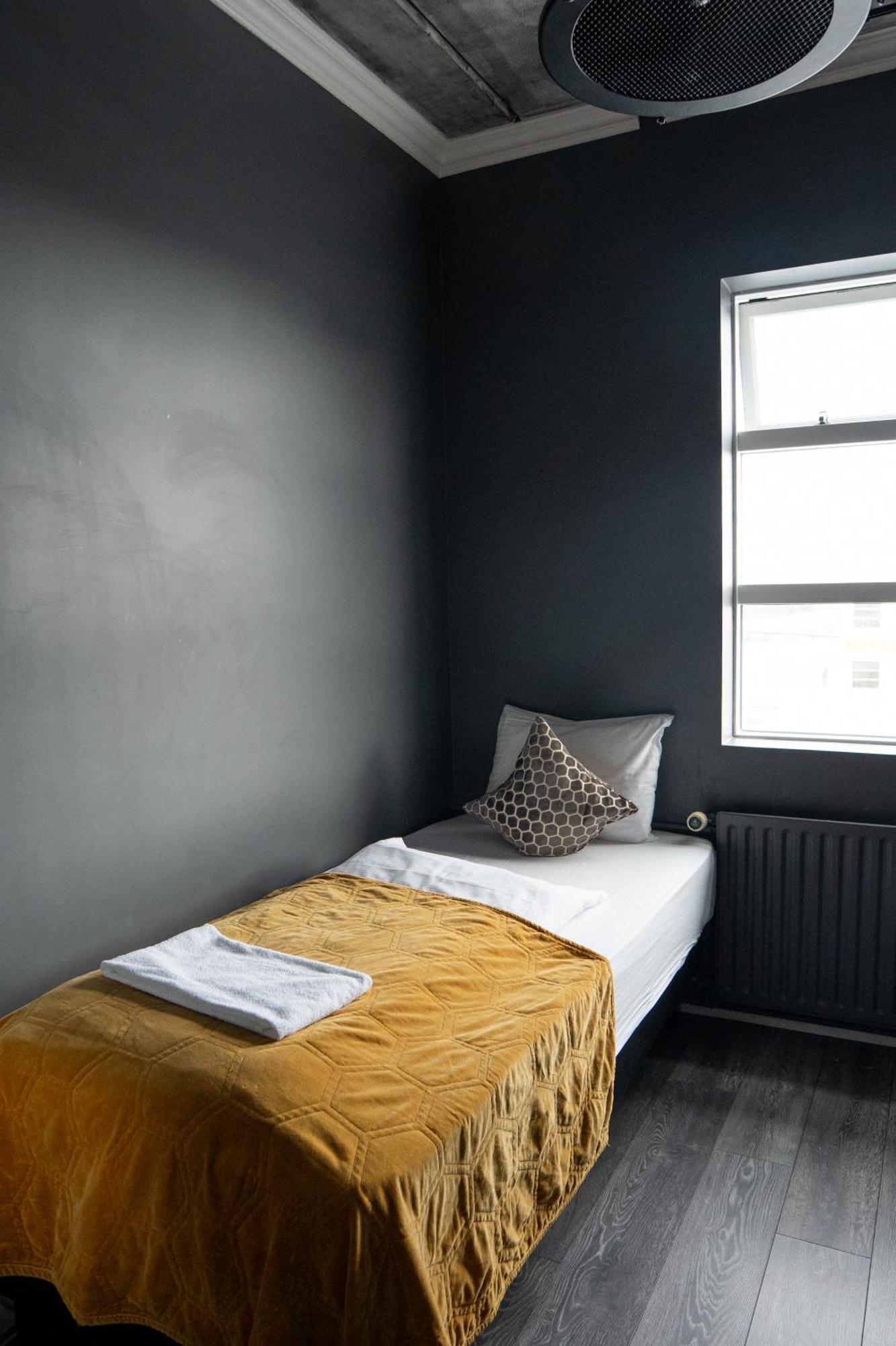 R13 - A Townhouse 2* Reykjavik