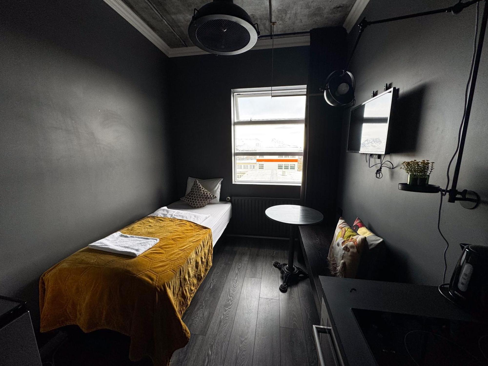 Hotel R13 - A Townhouse