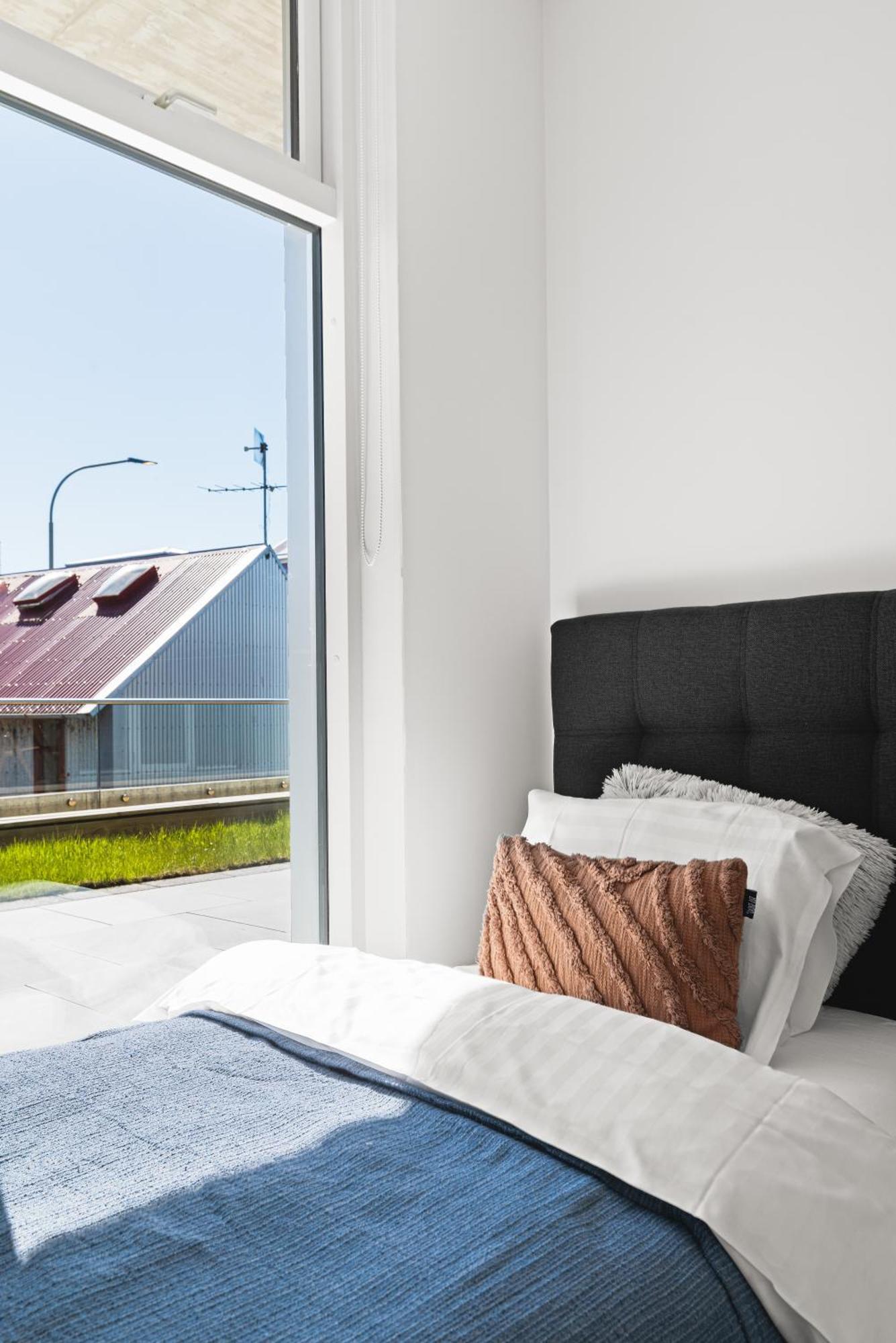 Apartment Your Perfect Oasis With Large Porch & Scenic Views
