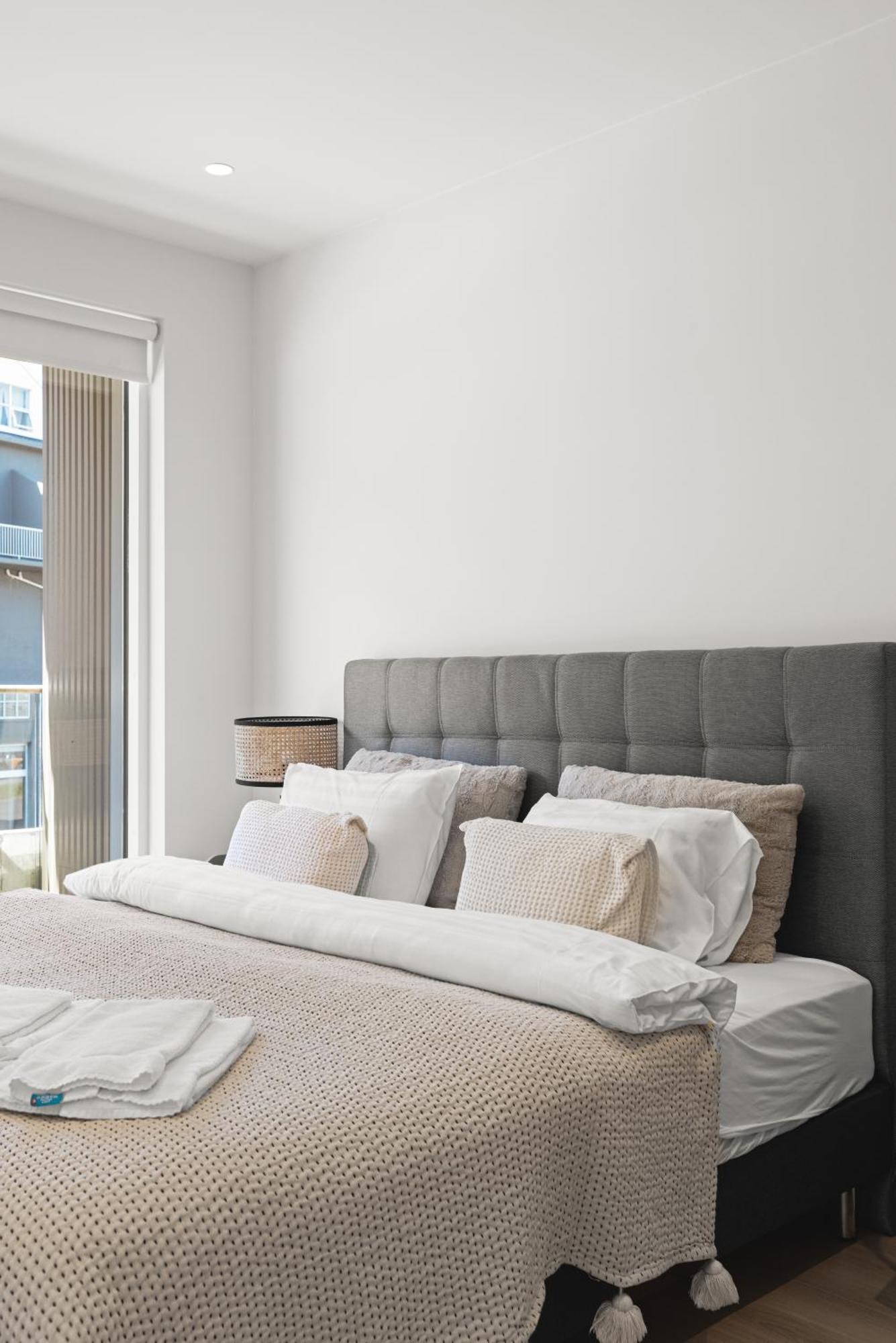 Your Perfect Oasis With Large Porch & Scenic Views Apartment *