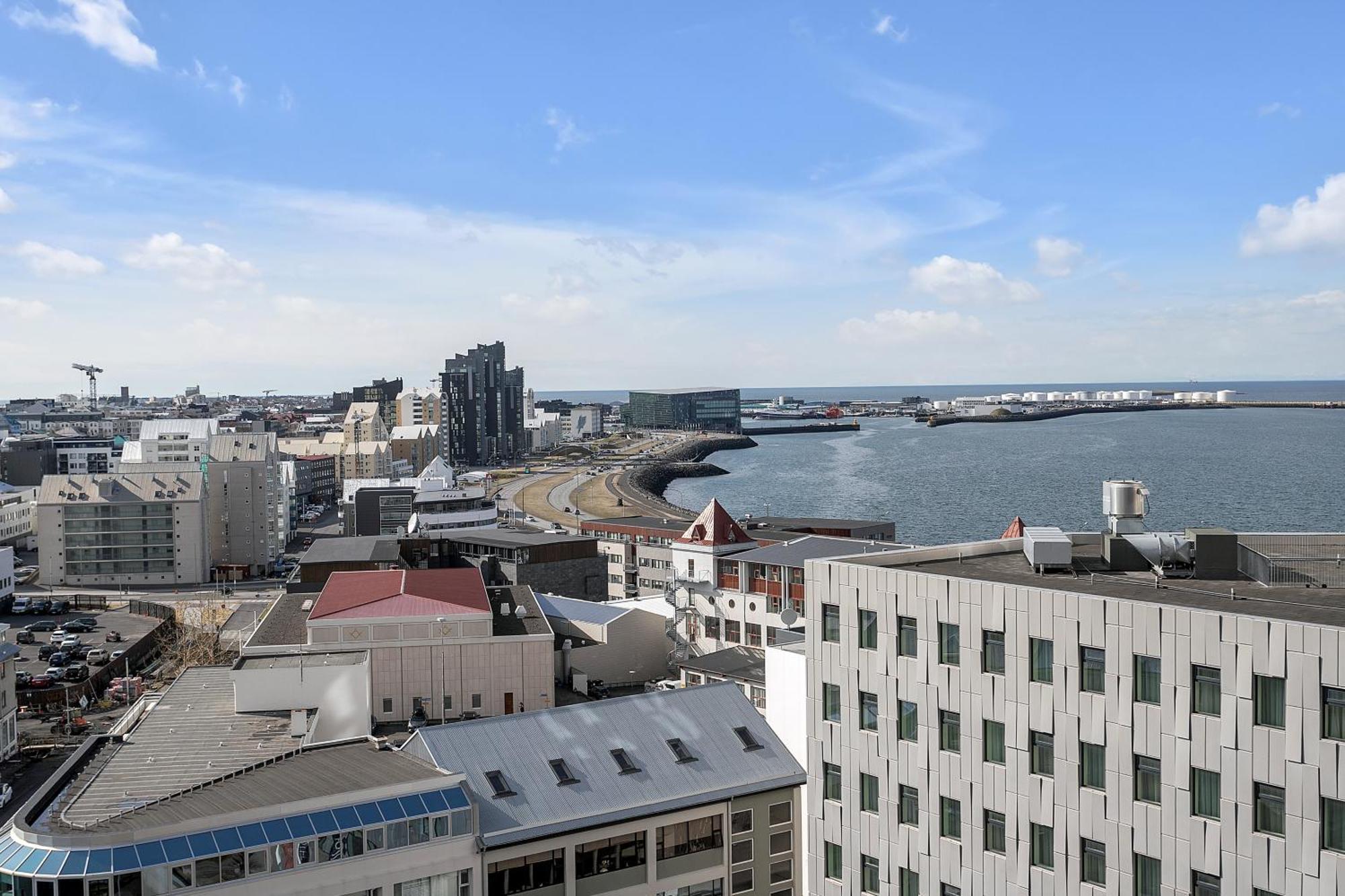 Spacious Luxury 3br With 2 Bathrooms 1003 Apartment