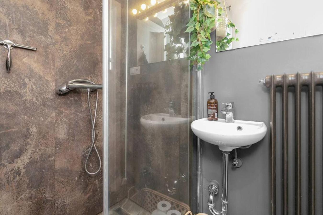 Lokastigur Charming And Inviting Apartment *