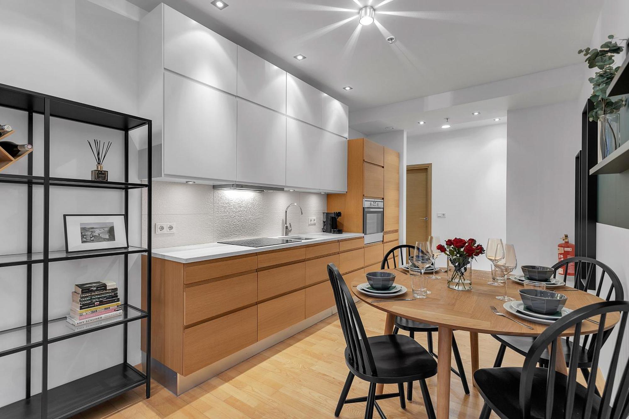 Centrally Located Modern 1br Apartment