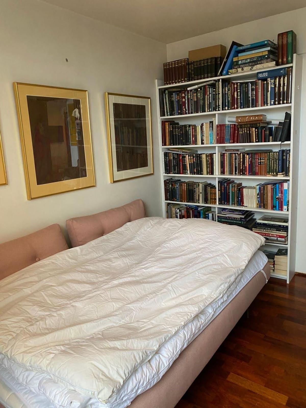 Apartment Stylish 2Br With Parking In The Heart Of Reykjavik