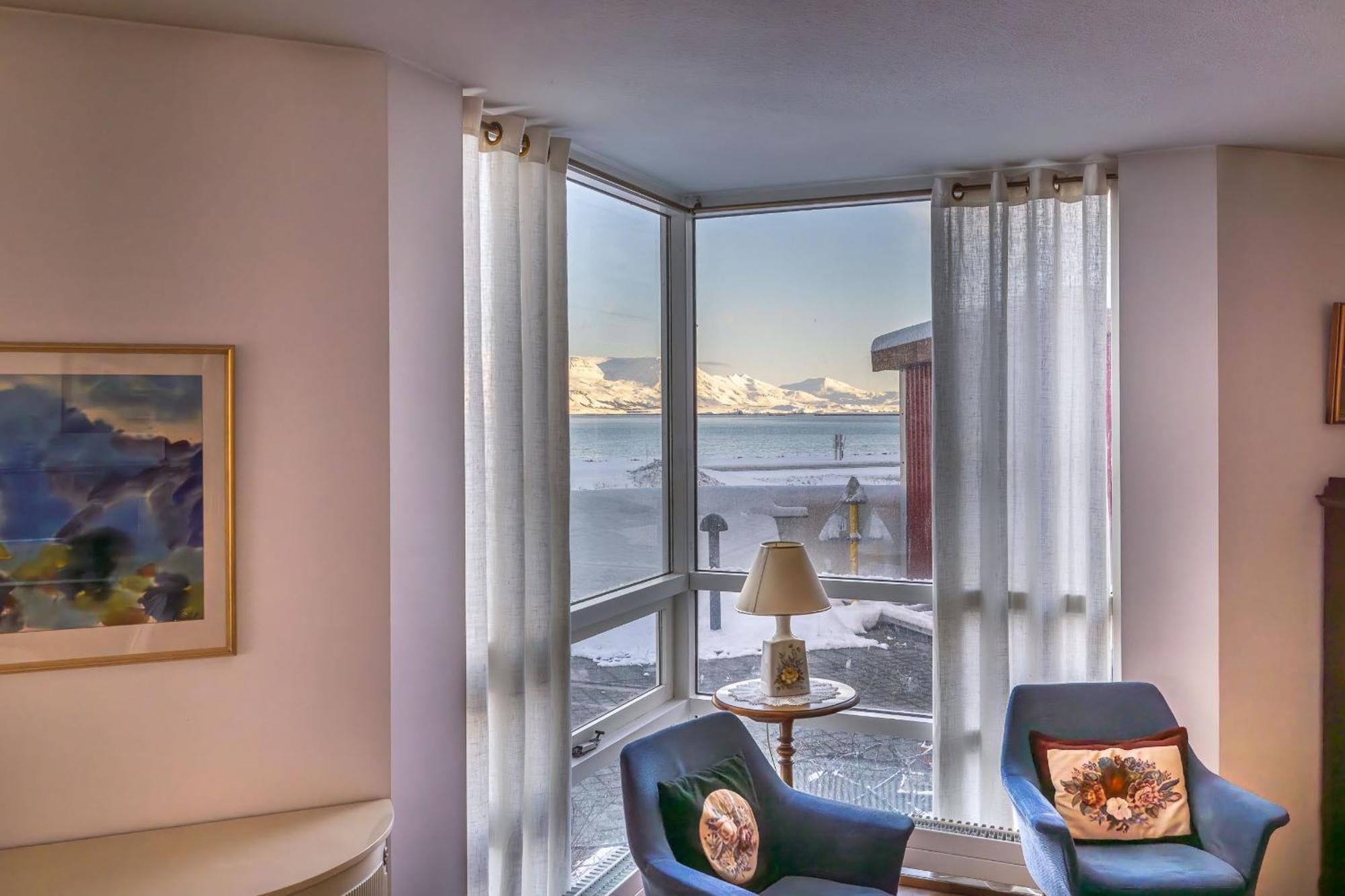 Stylish 2Br With Parking In The Heart Of Reykjavik