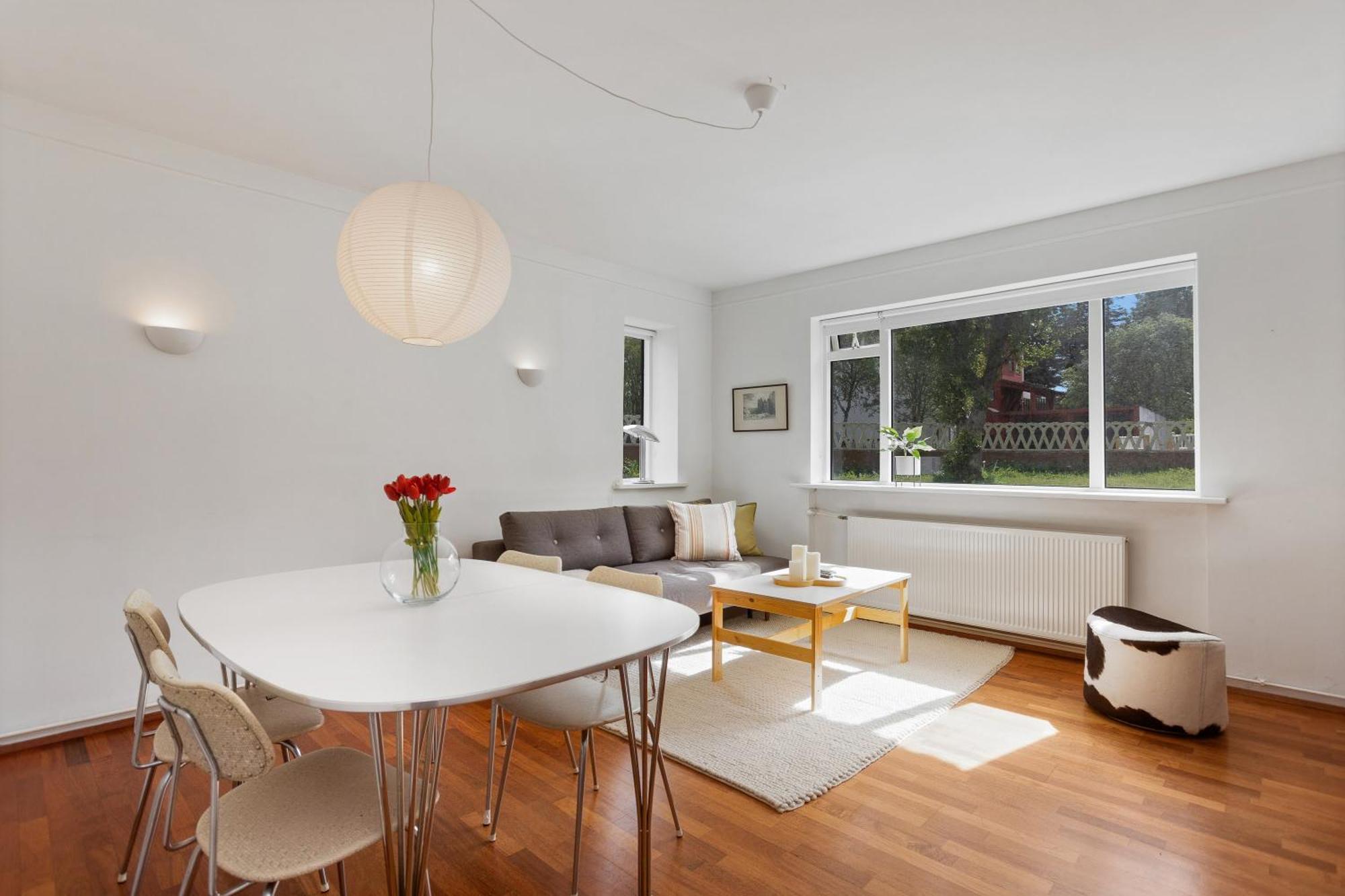 Stylish 2br Close To Center * Reykjavik