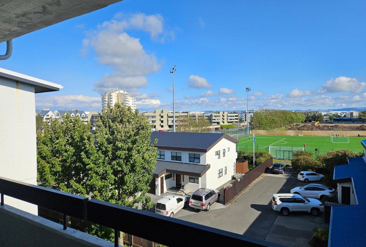Apartment Spacious And Family Friendly In - Birta