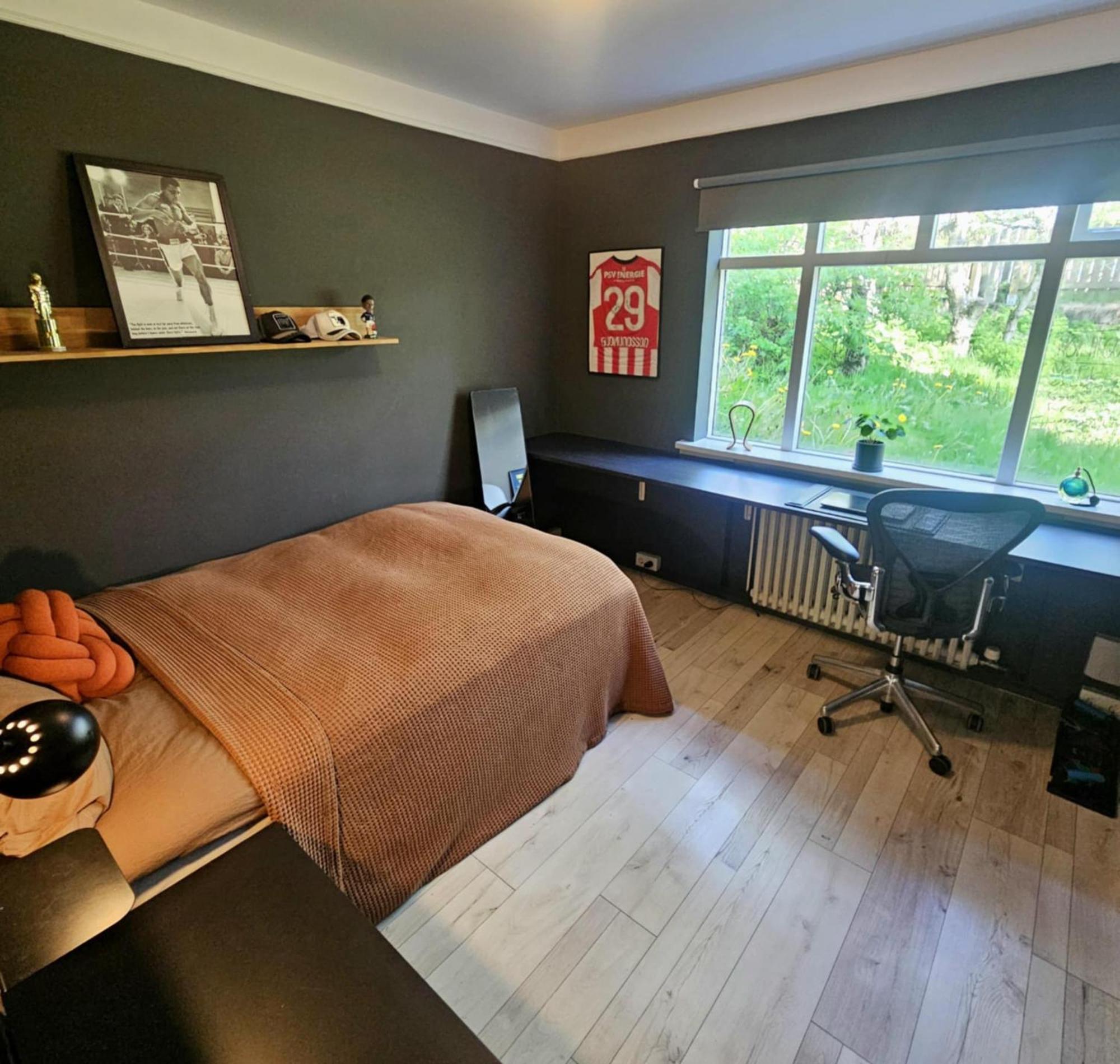 Apartamento Centrally Located 2 Bedroom And Parking *