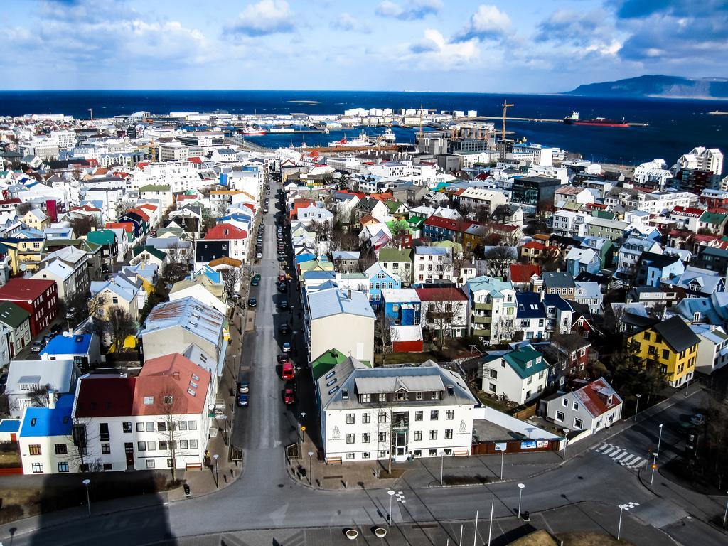 Freyja & Reykjavík
