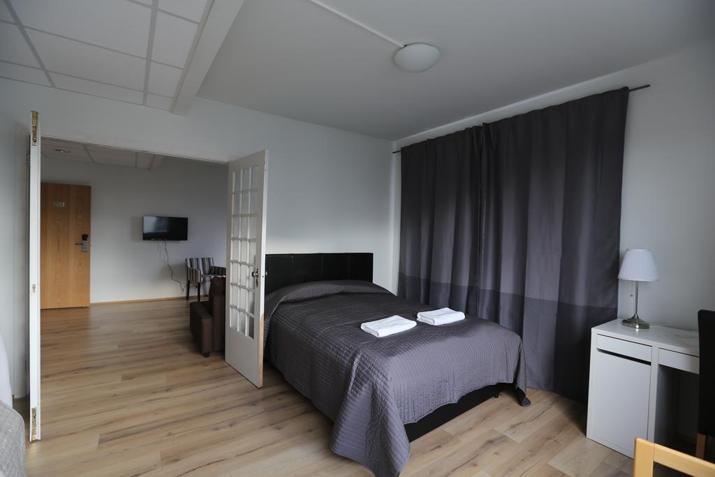100 Iceland Hotel Reykjavík