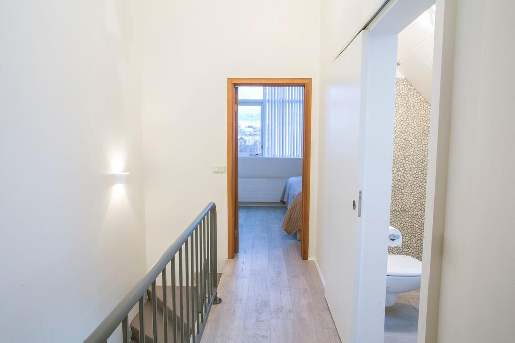 Penthouse Downtown With Free Parking
