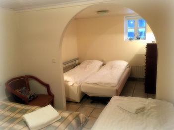 Grettir Guest house 2*