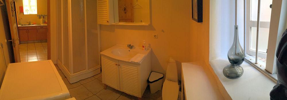 Guest house Grettir 2*
