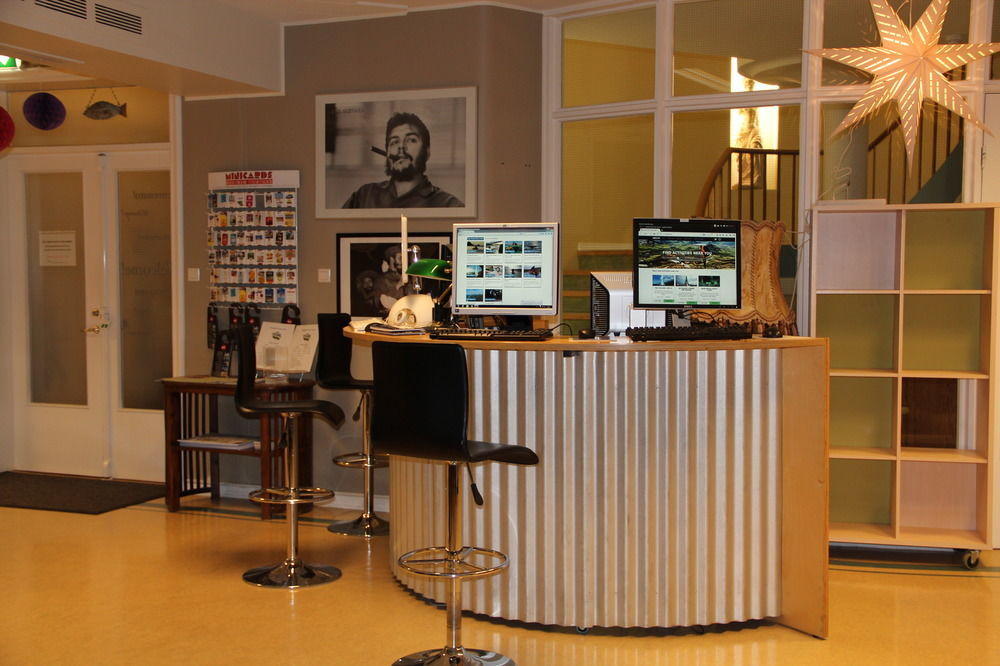 Ice Hostel Hotel 2*