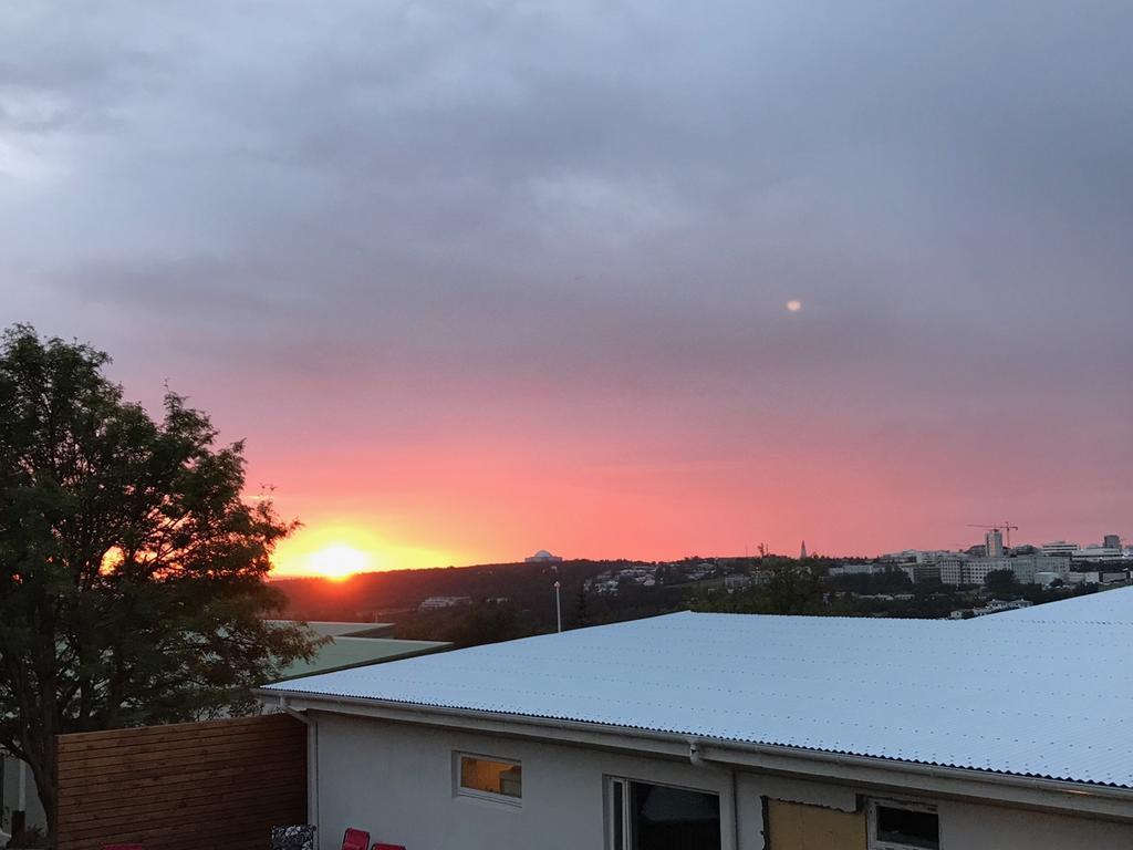 Villa Iceland Sjf Villa, Hot Tub & Outdoor Sauna Amazing Mountains And View Over