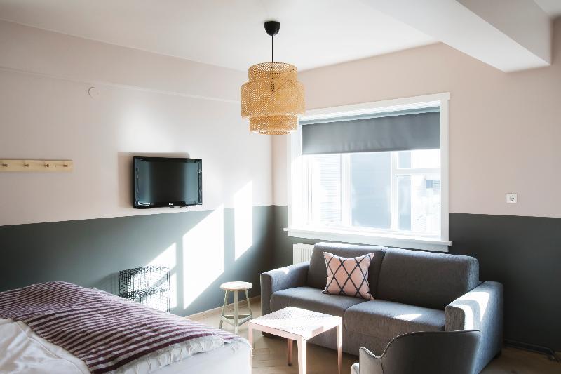 The Swan House By Ylma Hotel 3*