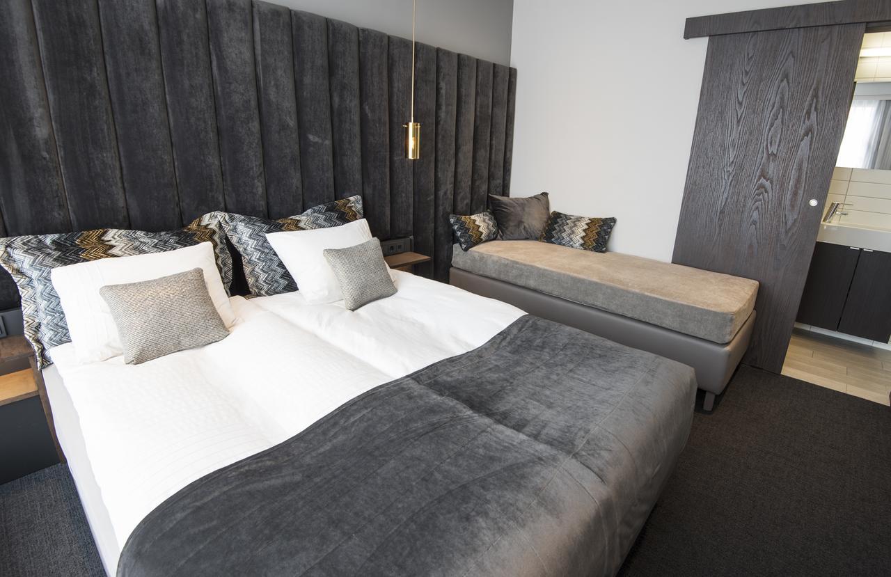 Aparthotel B14 & 4*