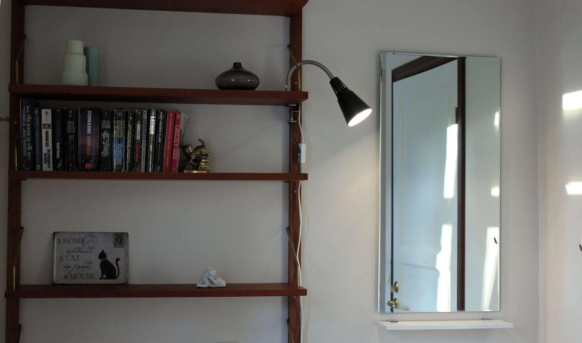 Grettir Guest house 2*