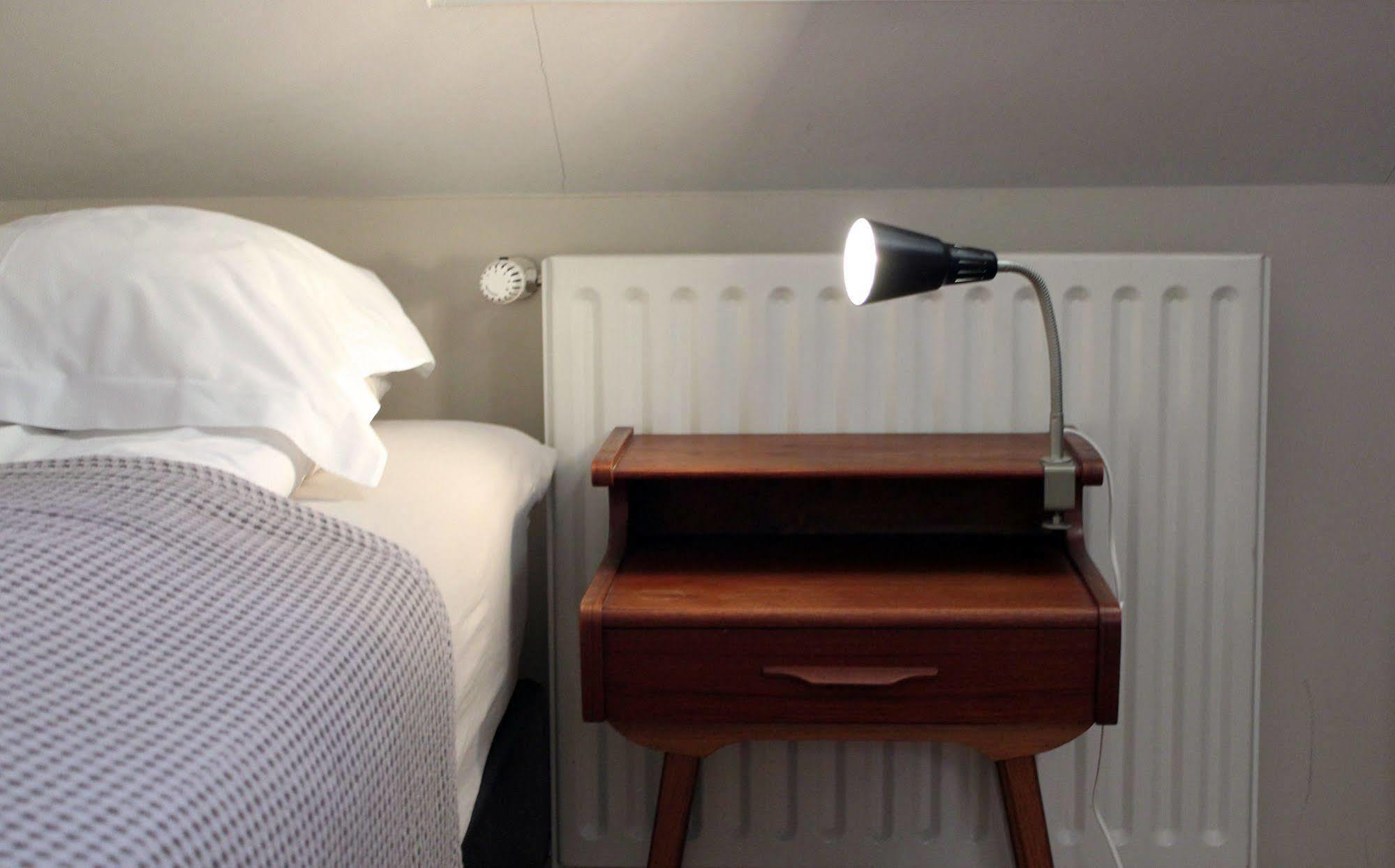 Guest house Grettir 2*