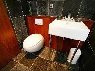 Luxury Apartment *