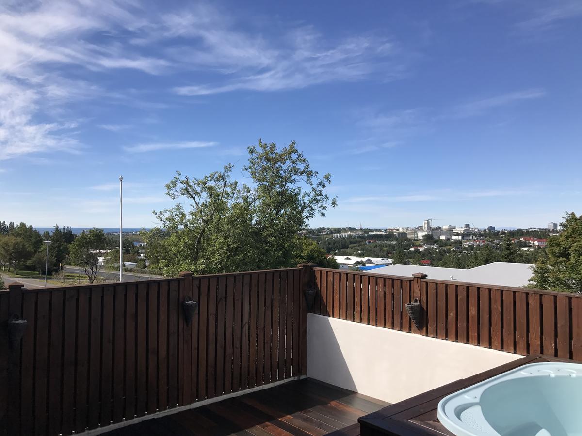 Villa Iceland Sjf Villa, Hot Tub & Outdoor Sauna Amazing Mountains And View Over