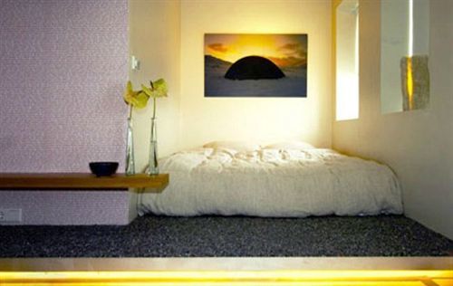 Luxury Apartment *