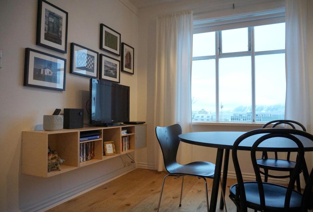 Nest Apartment