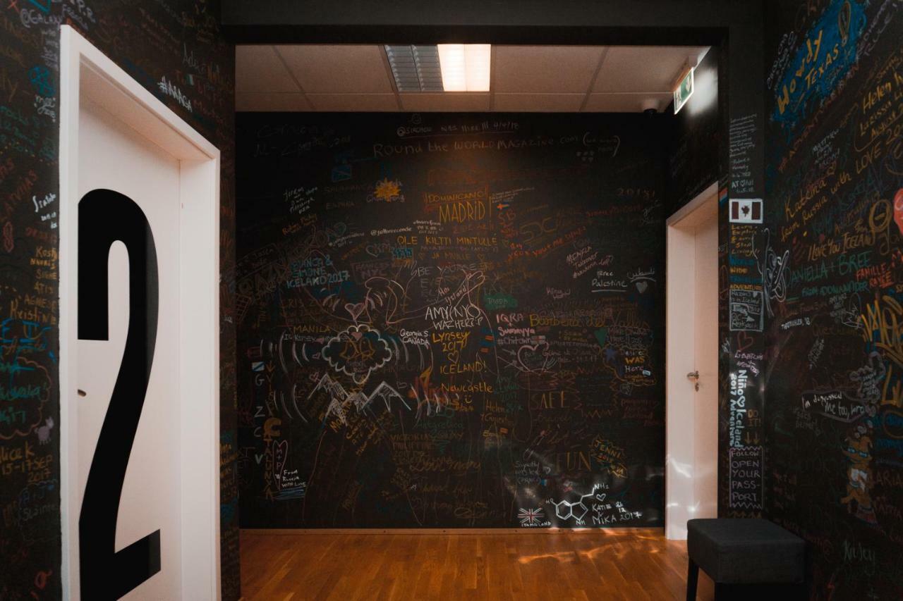 Galaxy Pod Hostel *