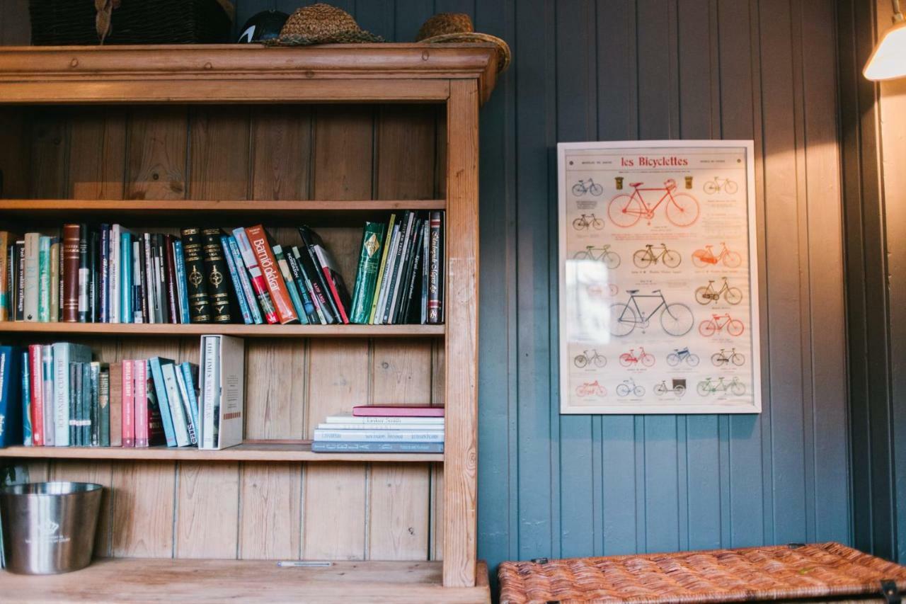 The Old Bicycle Shop 3*