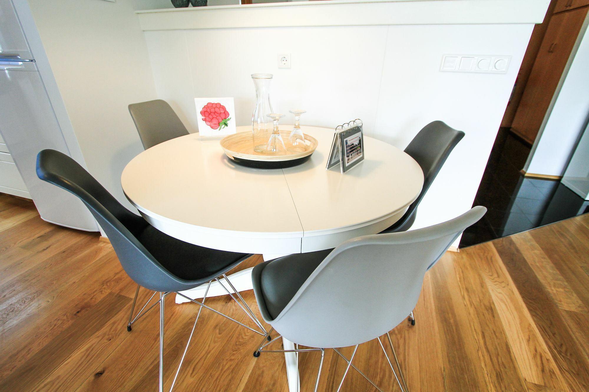 Downtown Charm Apartment