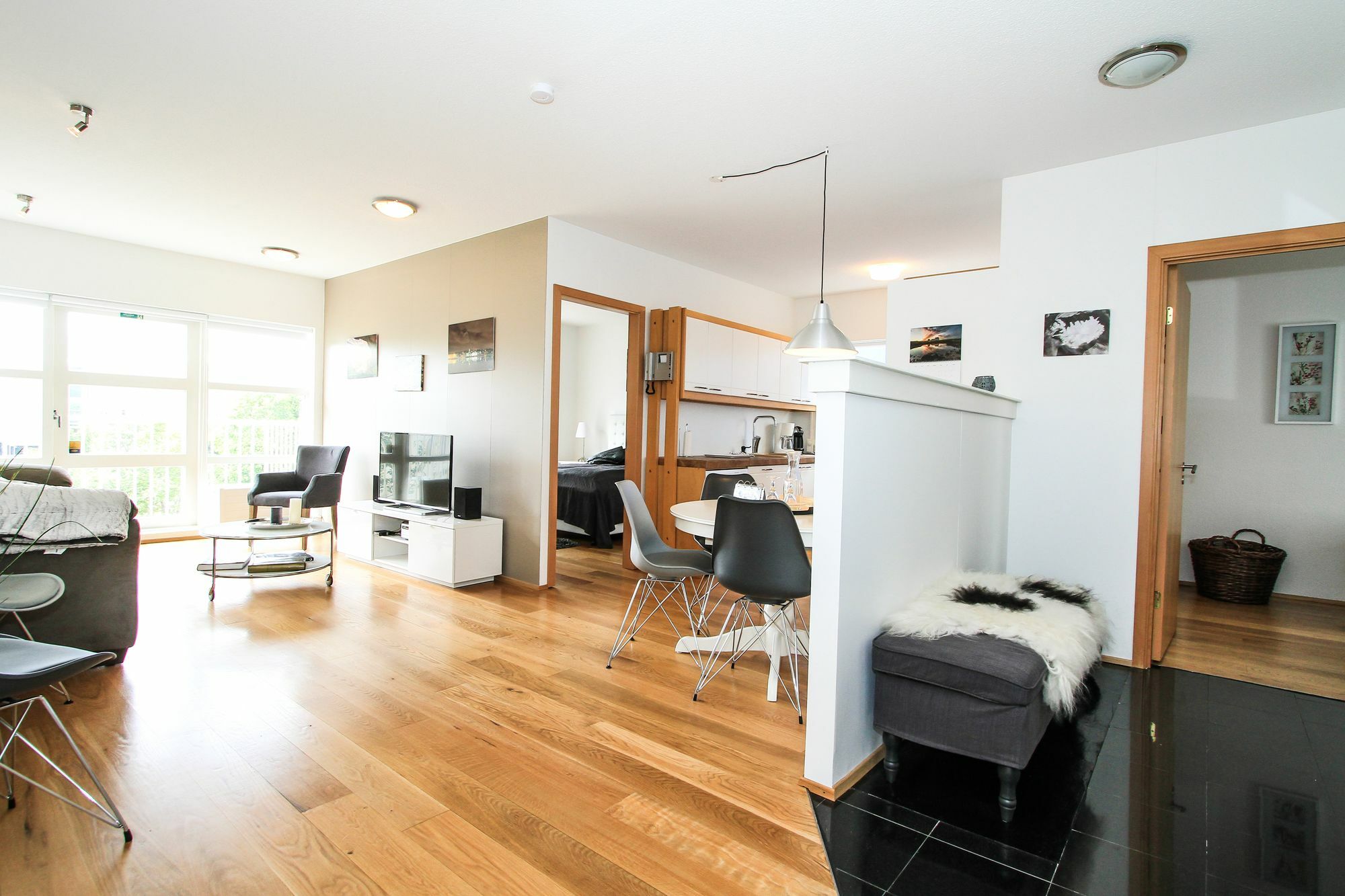 Apartment Downtown Charm *