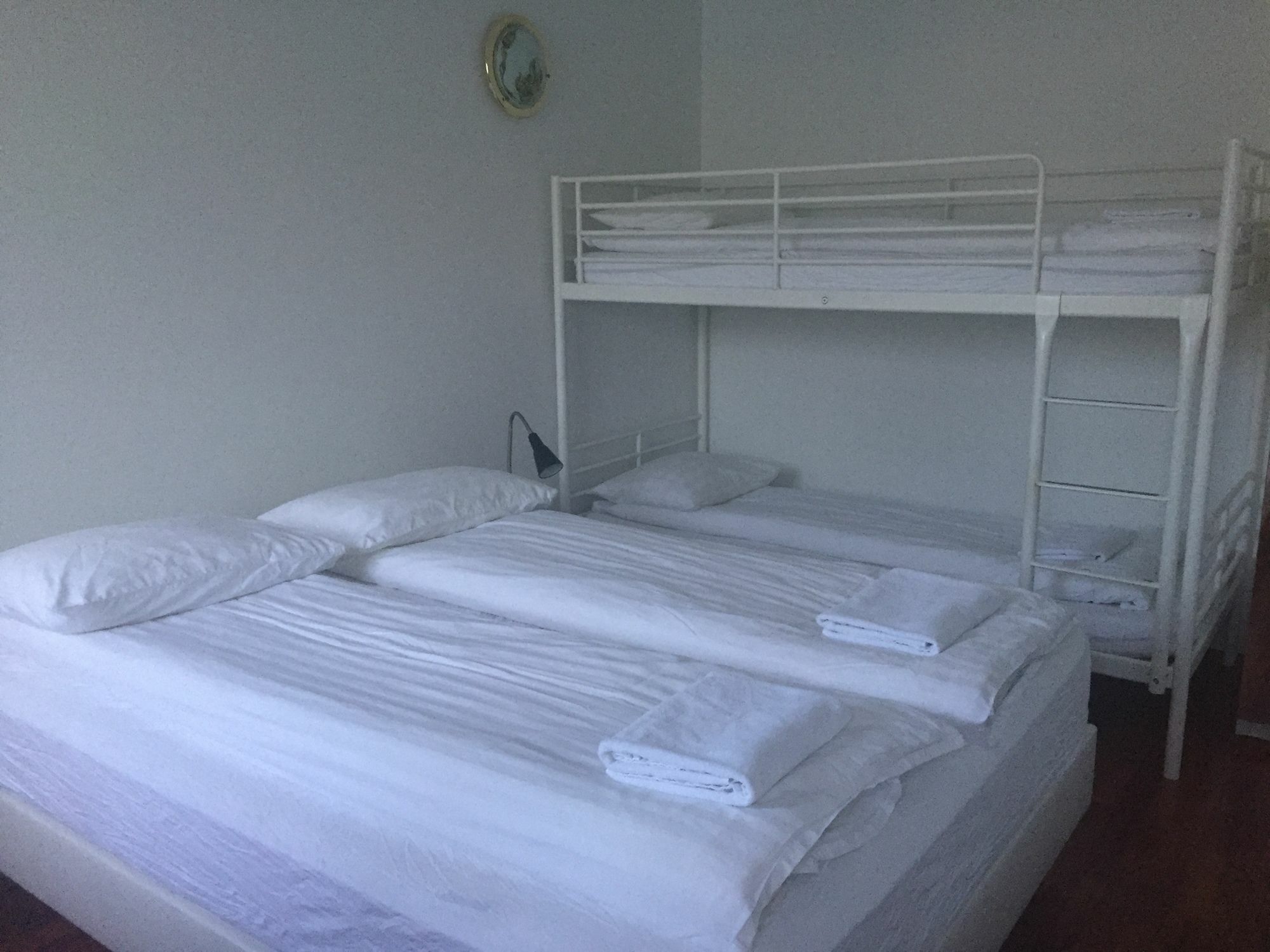 Atlantic And Hotel 2*