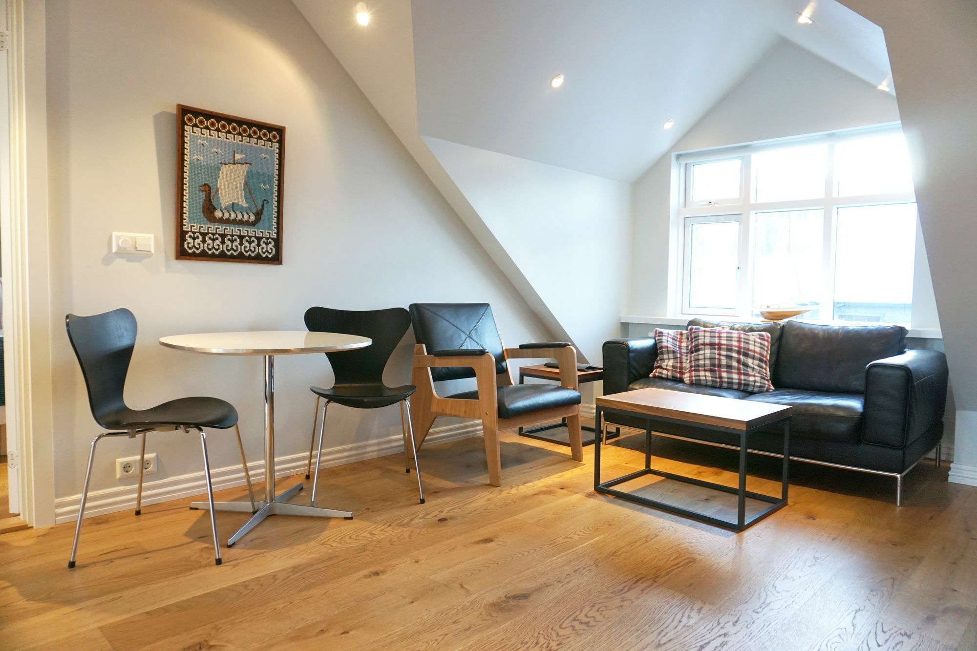 Apartment Nest *