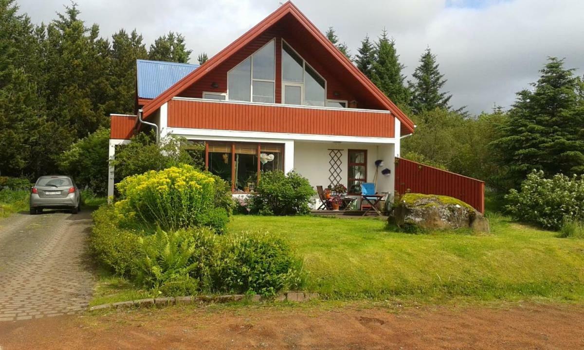 Hospedagem domiciliar Ulfarsfellsvegur 20, 113 Rvk Birkihlid