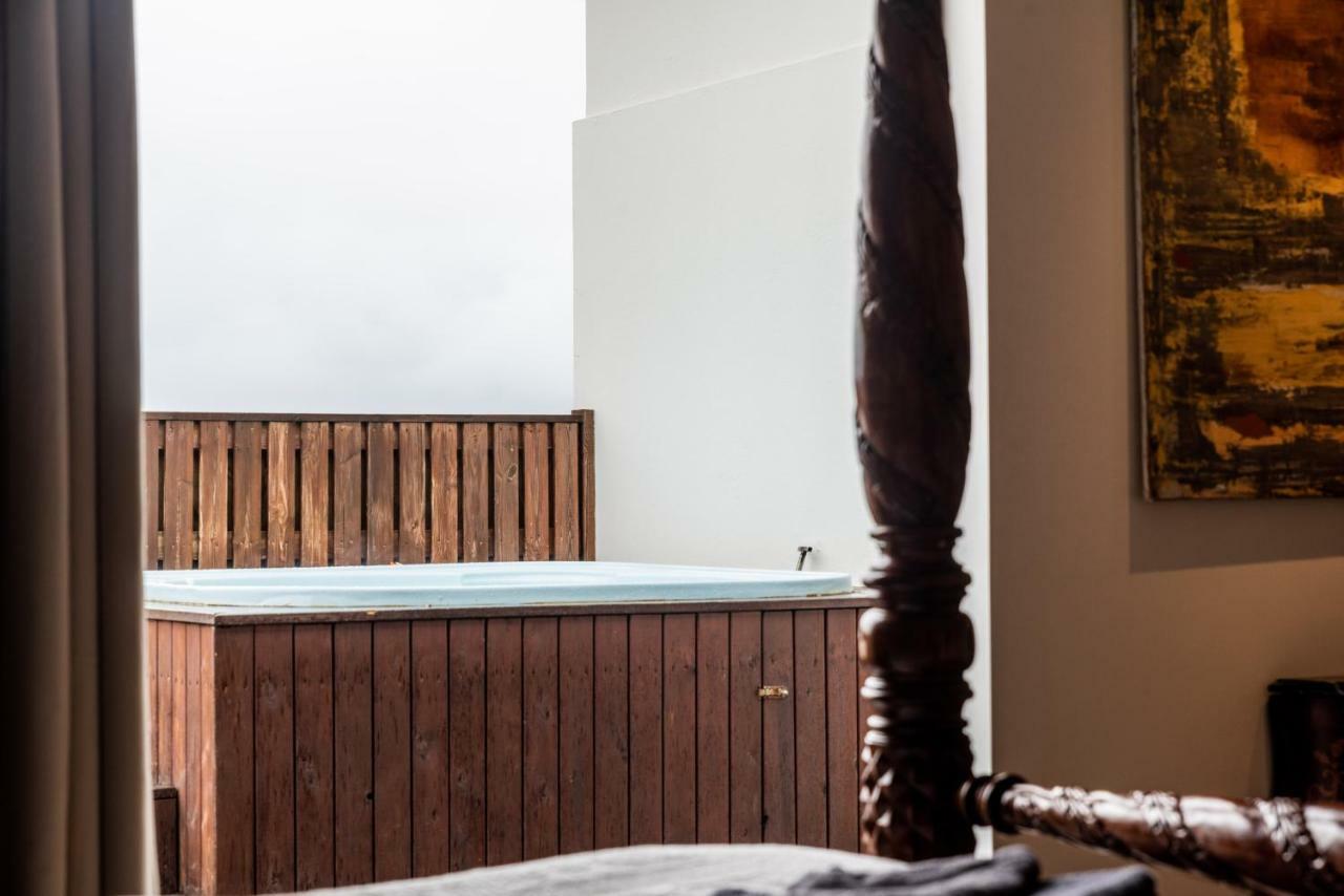Iceland Sjf Villa, Hot Tub & Outdoor Sauna Amazing Mountains And View Over *