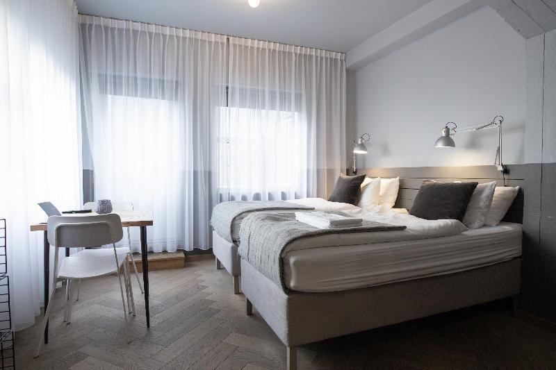 The Swan House By Ylma 3*