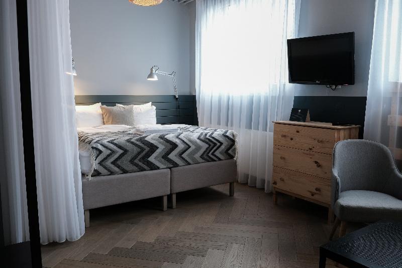 The Swan House By Ylma Reykjavik