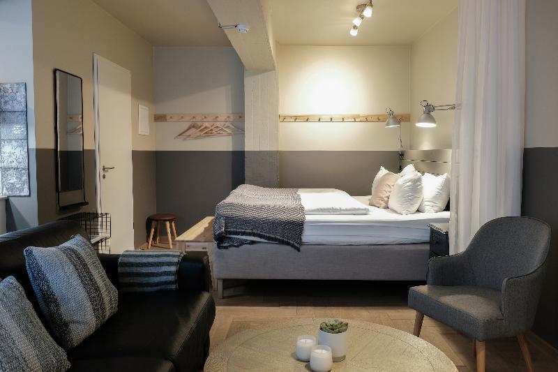 The Swan House By Ylma 3*
