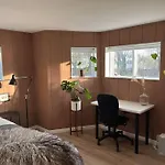 New Cozy Bohemian Dowtown Reykjavik Apartment