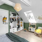 Cosy 3-Bedroom Family Friendly Apartment
