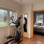 4-Room Spacious Condo W Patio