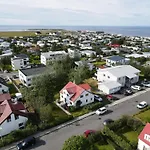 Remover Melabraut 25-Venture Vacations - The Perfect Base - Near Downtown