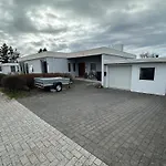 Modern Family Friendly House In Seltjarnarnes - Birta Rentals