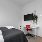 Spacious Luxury 3Br Apartment With 2 Bathrooms 1003