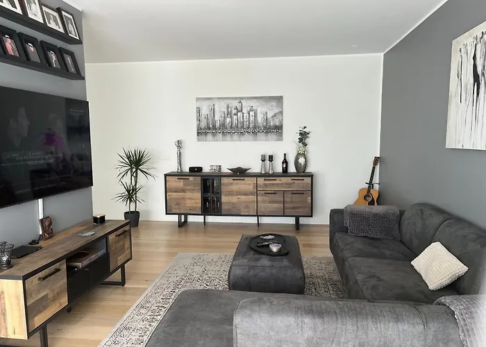 Reykjavik Nice