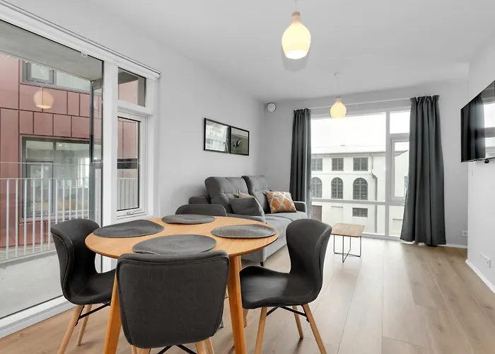 Central Studio Apartment